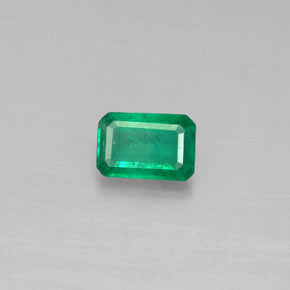 0.54克拉天然绿色祖母绿，祖母绿式切割，6.1×4.1毫米，SI-I1