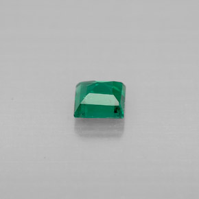 0.33克拉天然绿色祖母绿，长方形切工，4.1×4毫米，SI
