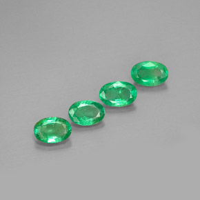 克拉天然翠，椭圆形切割，VS-SI