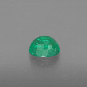 0.37克拉天然绿色祖母绿，椭圆形切割，5.1×4毫米，SI
