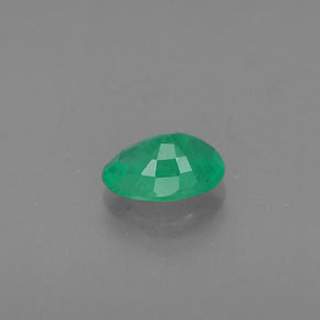 0.41克拉天然绿色祖母绿，椭圆形切割，5.8×4.1毫米，SI