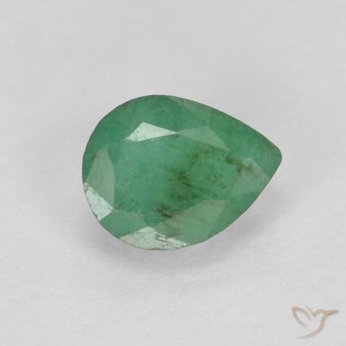 0.37ct 天然 中绿色 翠, 梨形, VS-SI