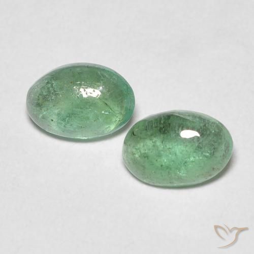 0.76ctw 天然 松绿 翠, 椭圆形, 透明