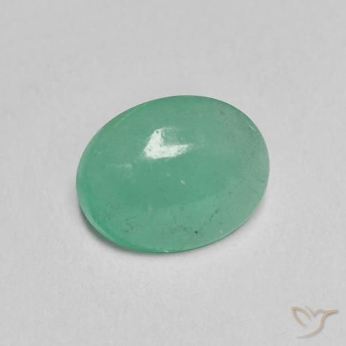0.95克拉天然翠，椭圆形，半透明