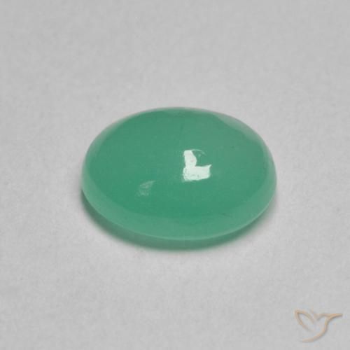0.83克拉天然翠，椭圆形，半透明
