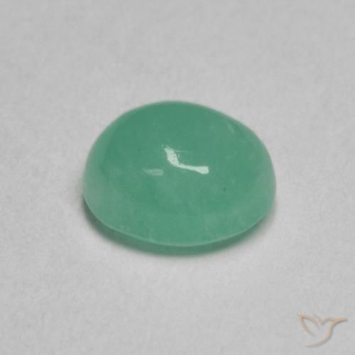 0.64克拉天然绿色祖母绿，椭圆形切割，5.7×4.8毫米，半透明