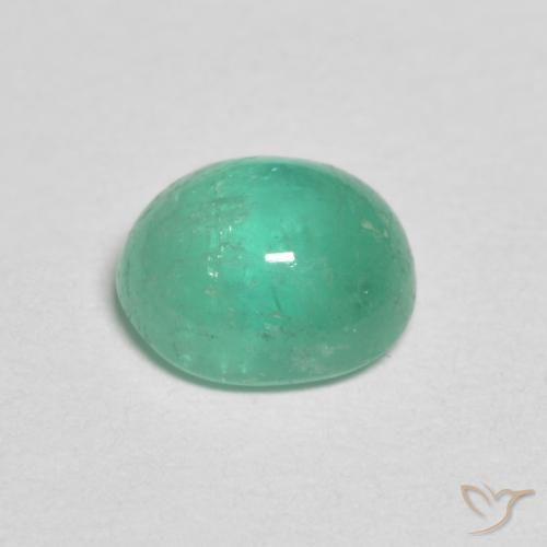 1.07克拉天然翠，椭圆形，半透明