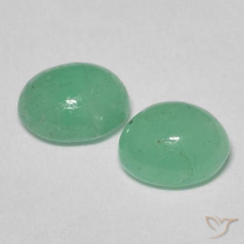 1.14克拉天然翠，椭圆形，半透明