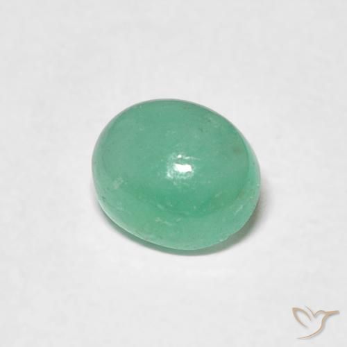 0.55克拉天然翠，椭圆形，半透明