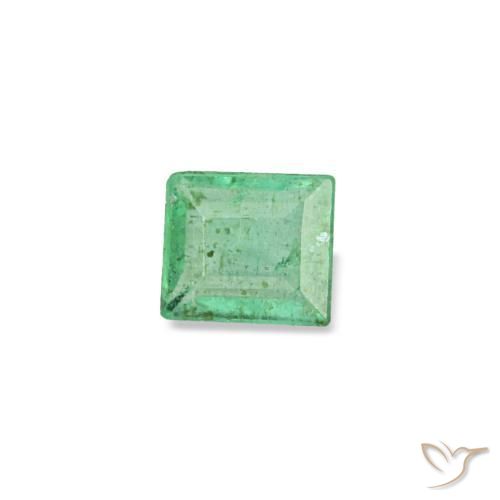 0.12克拉天然绿色祖母绿，长方形切工，3×2.7毫米，SI