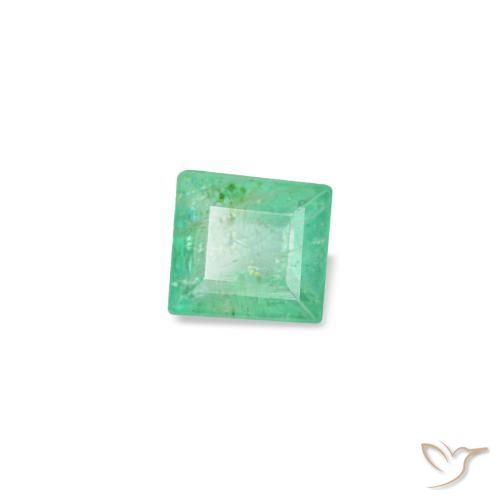 0.14克拉天然绿色祖母绿，长方形切工，2.7×2.6毫米，SI