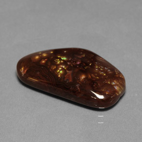 12.36克拉天然多色火玛瑙，异形，23.7×13.3毫米，不透明