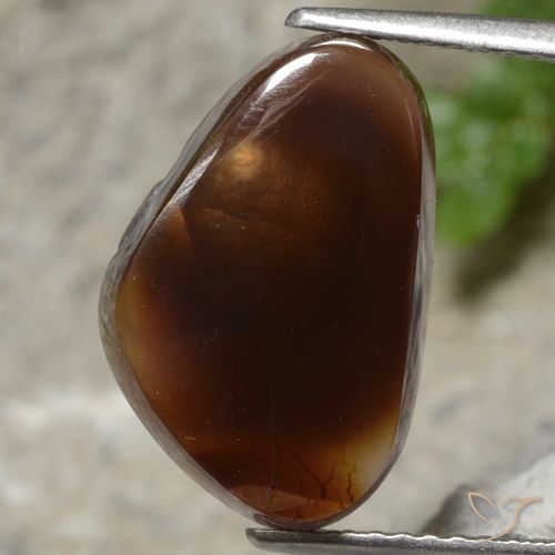5.37ct 天然 彩色 火玛瑙, 胖三角形, 半透明