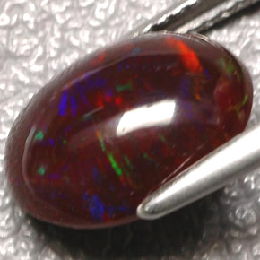 3.35克拉天然多色火欧泊，透明，12.2×9.5毫米，透明/半透明