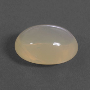 4.40克拉天然白色火欧泊，椭圆形切割，12.8×9.8毫米，透明