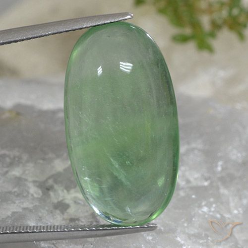27.65ct 天然 暖绿 萤石, 椭圆形, 透明