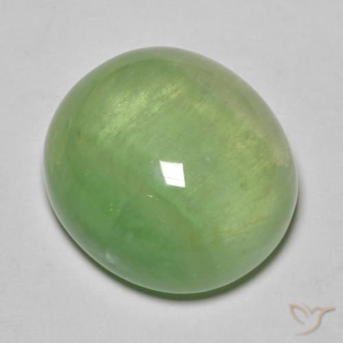 26.52ct 天然 梨绿 萤石, 椭圆形, 半透明