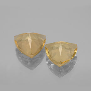 克拉天然金色绿柱石，三角形，VVS