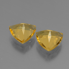 天然黄金色金绿柱石，三角形，8×8毫米，VVS