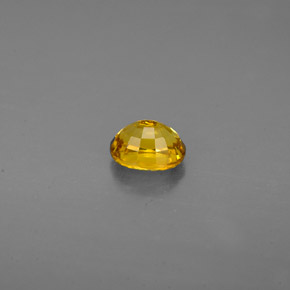 0.73克拉天然黄色钙铝榴石，椭圆形切割，5.6×4.6毫米，VVS-VS