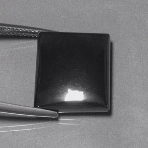 29.22克拉天然赤铁矿，狭长方形，不透明