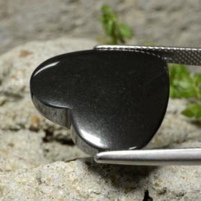 25.82克拉天然赤铁矿，心形，不透明