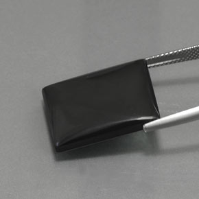 29.56克拉天然赤铁矿，狭长方形，不透明