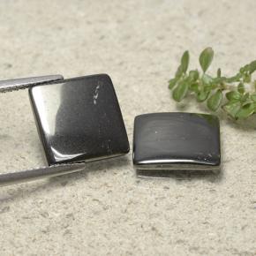 9.57克拉天然赤铁矿，正方形，不透明