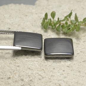 9.68克拉天然赤铁矿，正方形，不透明