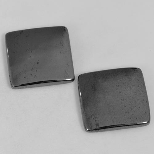 9.90天然灰色赤铁矿，方形，11×10.9毫米，不透明