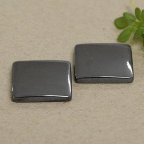 9.91天然灰色赤铁矿，方形，11×10.9毫米，不透明