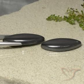 48.08克拉天然赤铁矿，榄尖形，不透明