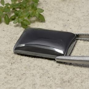 18.55克拉天然赤铁矿，狭长方形，不透明