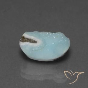5.75克拉天然异极矿晶簇，花式切割，不透明