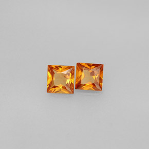 天然橙色桂榴石，方形，4×3.9毫米，VS