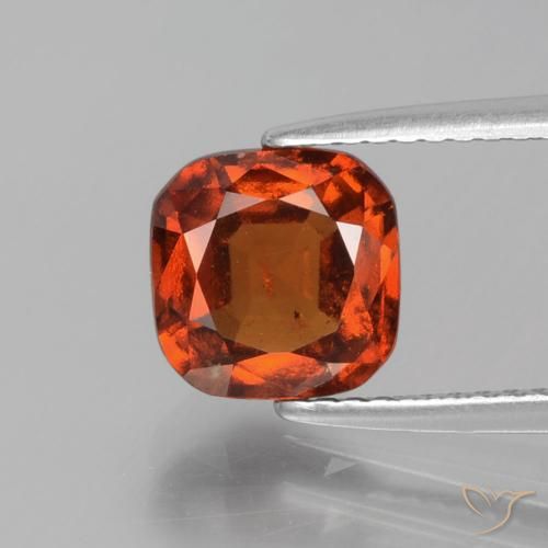 2.31ct 天然 红橙色 钙铝榴石, 软垫, VS