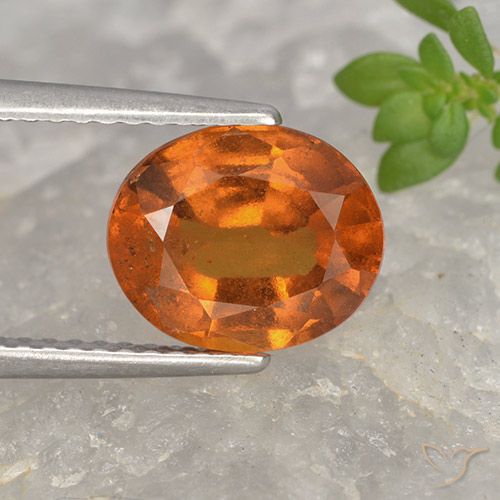 2.68ct 天然 中橙 钙铝榴石, 椭圆形, VS-SI