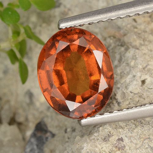 1.99ct 天然 深橙色 钙铝榴石, 椭圆形, VS