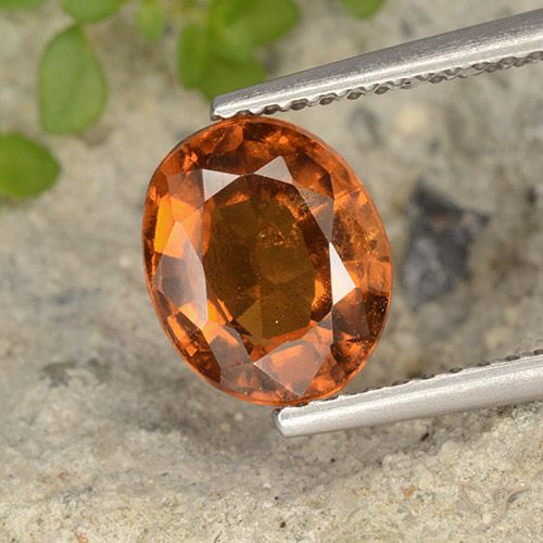 2.26ct 天然 深橙色 钙铝榴石, 椭圆形, VS-SI