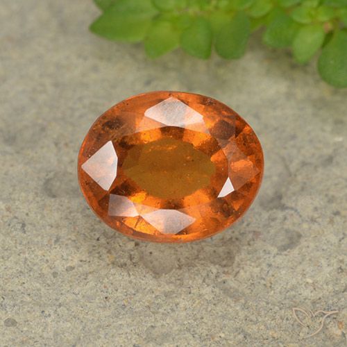 2.09ct 天然 中橙 钙铝榴石, 椭圆形, VS-SI