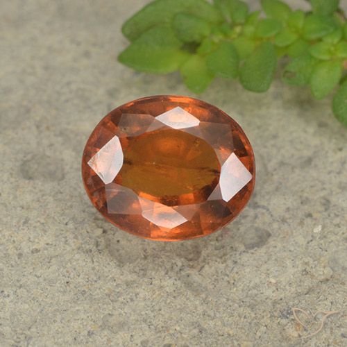 1.73ct 天然 深橙色 钙铝榴石, 椭圆形, VS-SI