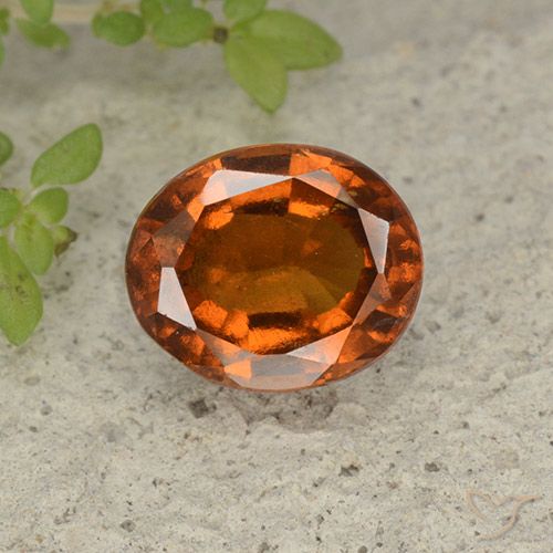 2.32ct 天然 深橙色 钙铝榴石, 椭圆形, VS-SI