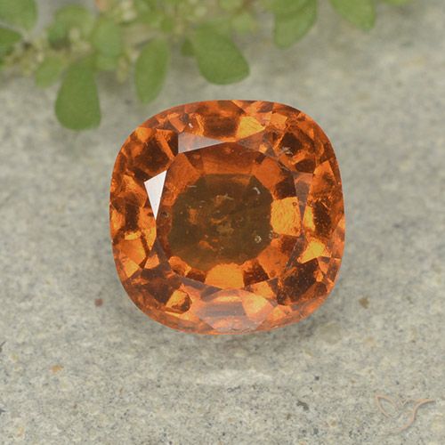 1.88ct 天然 黄橙色 钙铝榴石, 软垫, VS-SI