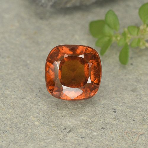 1.81ct 天然 中深橙色 钙铝榴石, 软垫, VVS-VS