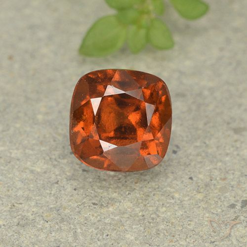 1.83ct 天然 红橙色 钙铝榴石, 软垫, VS