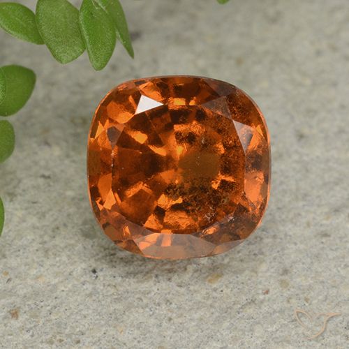 1.80ct 天然 琥珀橙 钙铝榴石, 软垫, VS