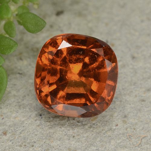 1.94ct 天然 中橙 钙铝榴石, 软垫, VS