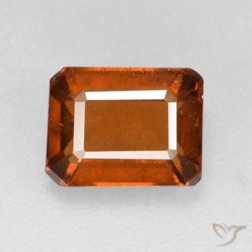 2.70ct 天然 红橙色 钙铝榴石, 祖母绿式切割, SI