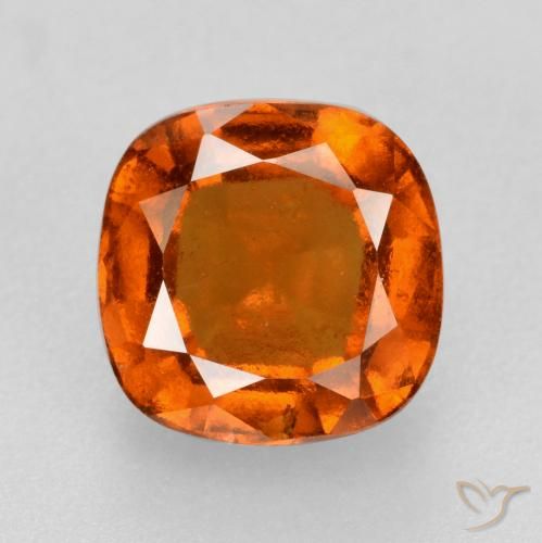 1.95ct 天然 火橙 钙铝榴石, 软垫, VS-SI