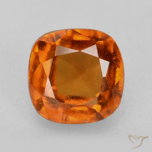 2.26ct 天然 深橙色 钙铝榴石, 软垫, VS